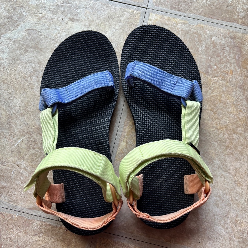 Teva Sandals size 7